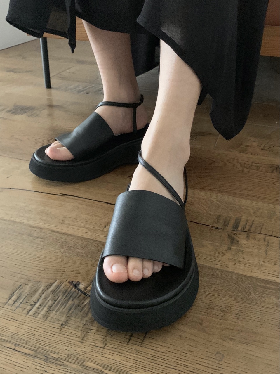 flatform sandal